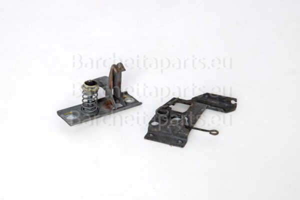 Slot motorkap